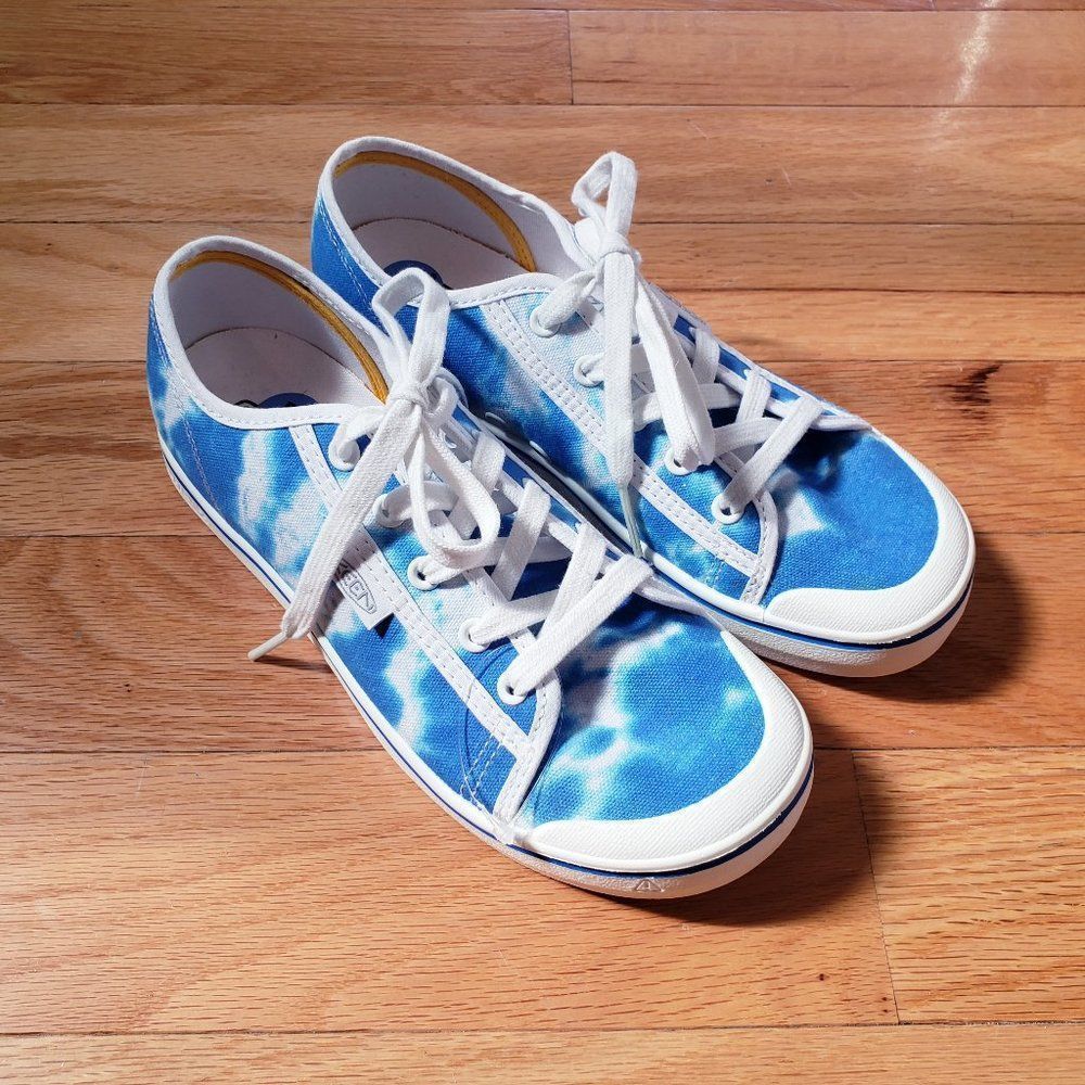 NEW Keen Womens Sky Blue Cloud Print Tie Dye Sneakers Size 7.5 Lace Up Casual